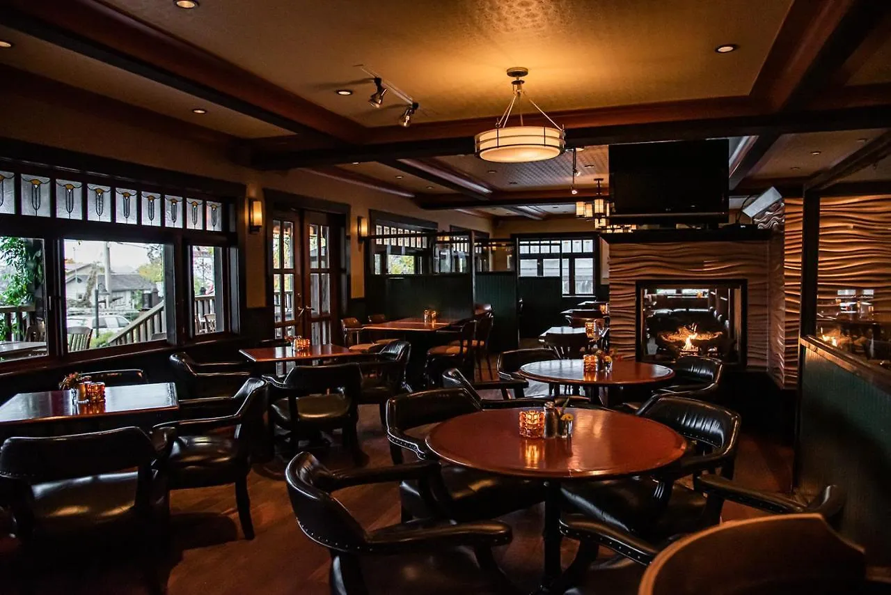 Salt Spring Inn Ltd Ganges