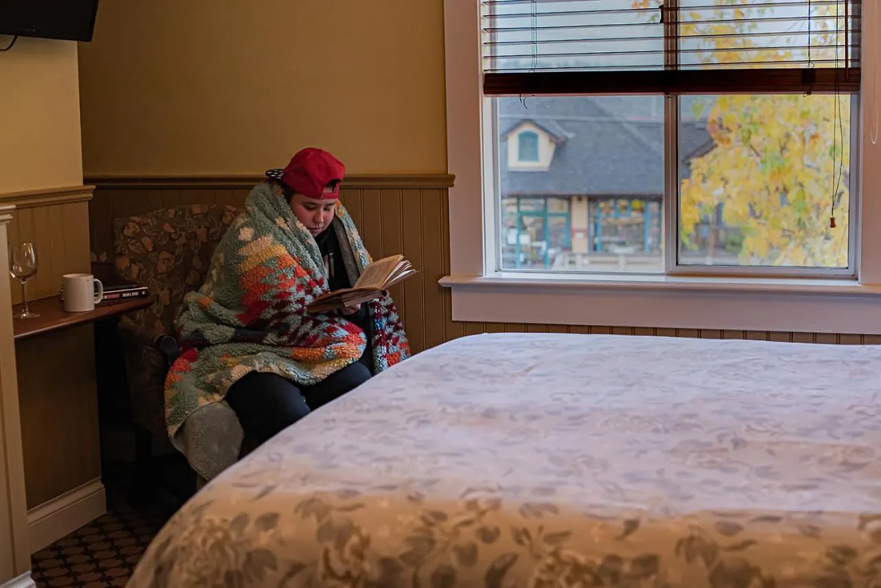 Salt Spring Inn Ltd Ganges