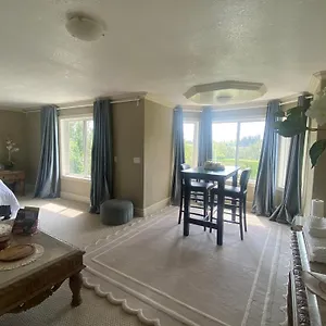 Royal Highland Livingroom Bedroom Calgary